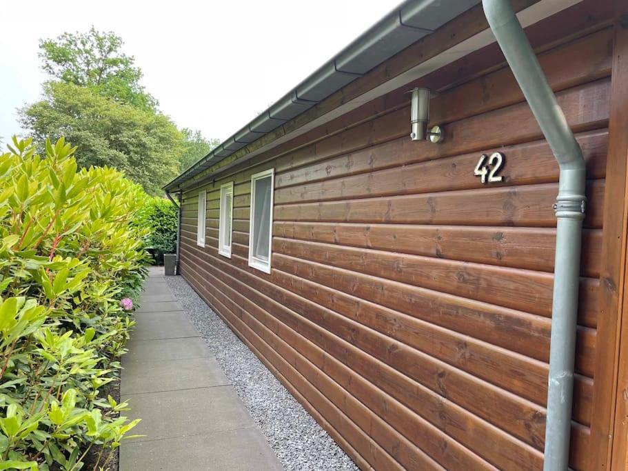 Holiday home Ruime En Comfortabele Bungalow Lage Mierde