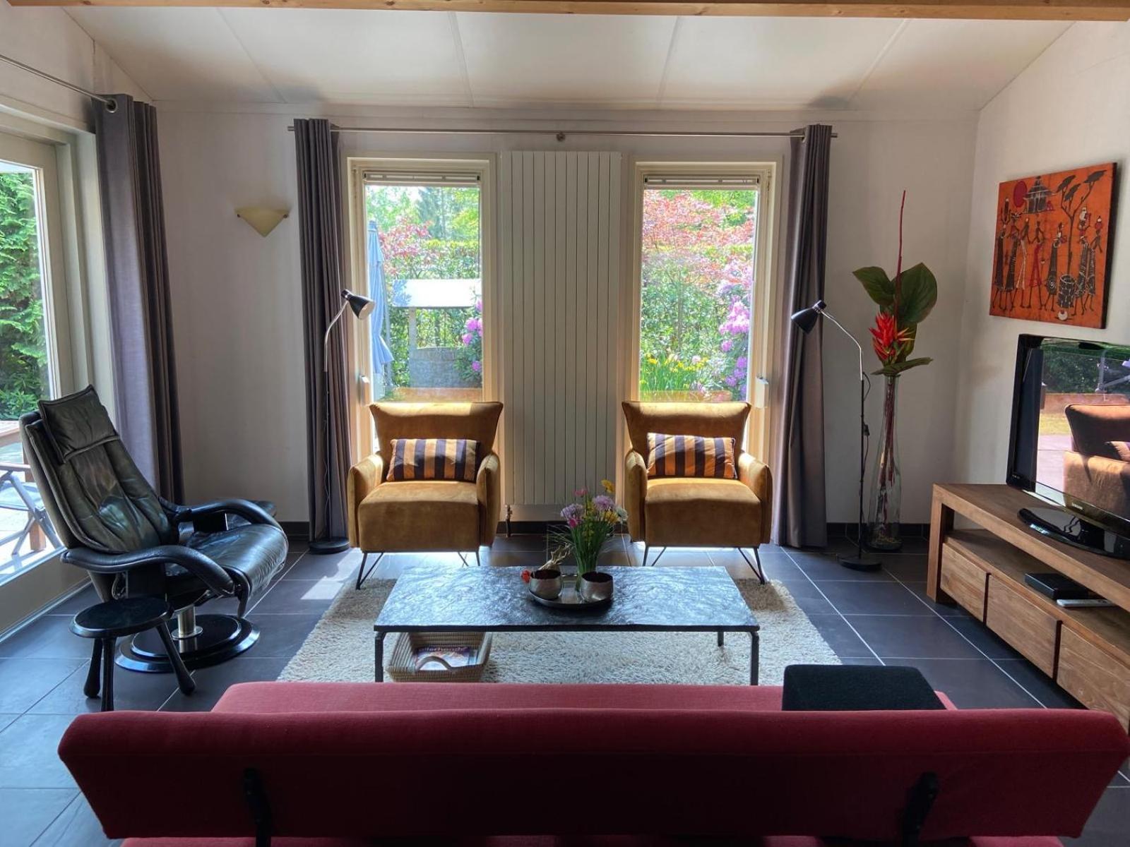 Holiday home Ruime En Comfortabele Bungalow Lage Mierde